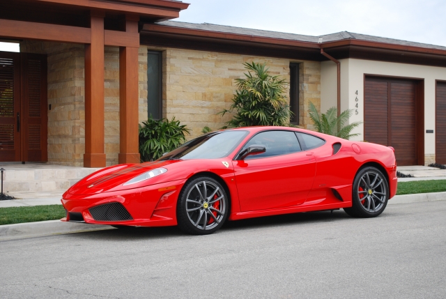  Ferrari F430 di lato 